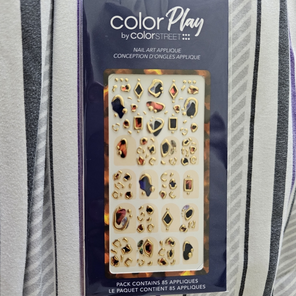 Nail Art by Color Street